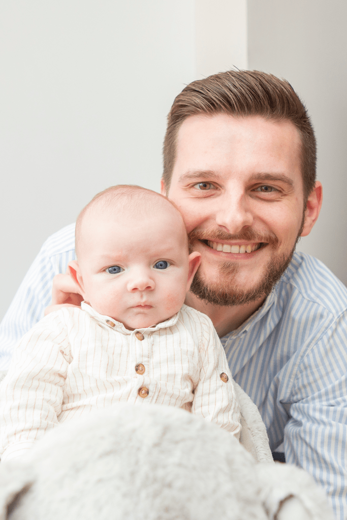 photo bébé avec papa